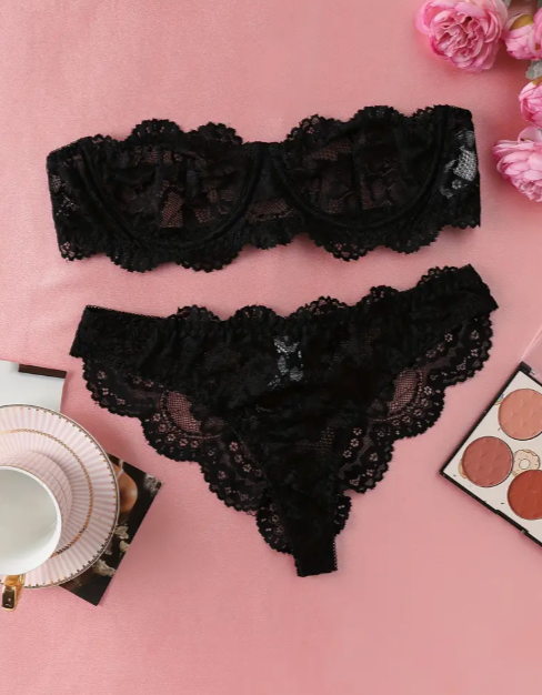 Calliope’s Whim – Black Lace Tube Lingerie Set