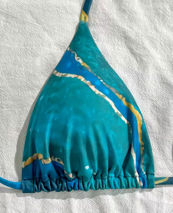 Hot Marble Pattern Three-Piece Bikini Set with Mesh Cover-Up