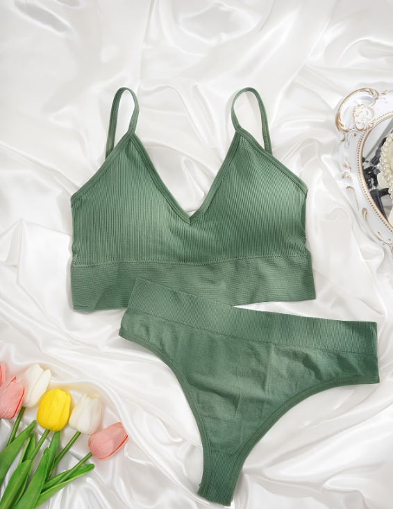 Melaina Muse Backless Wireless Lingerie Set